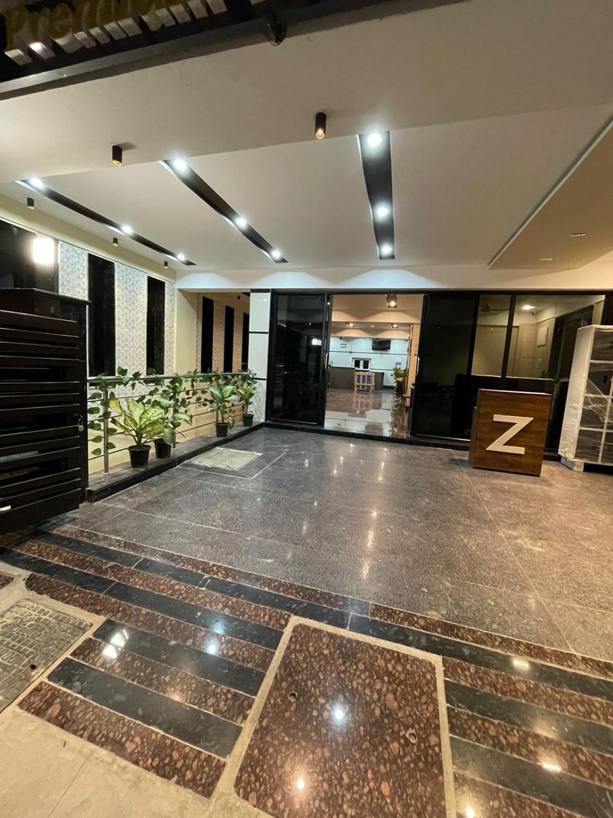 Z Inn Gachibowli Hajdarabad Zewnętrze zdjęcie